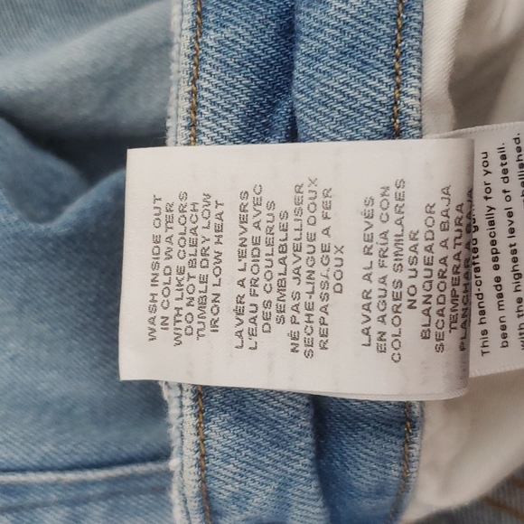 GOOD AMERICAN The Weekender Good Girlfriend High Rise Jean In Light Blue - Picture 9 of 11